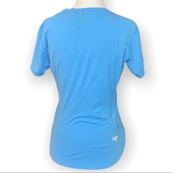 ARC’TERYX woman blue athletic short sleeves t-shirt size Medium - Picture 4 of 10